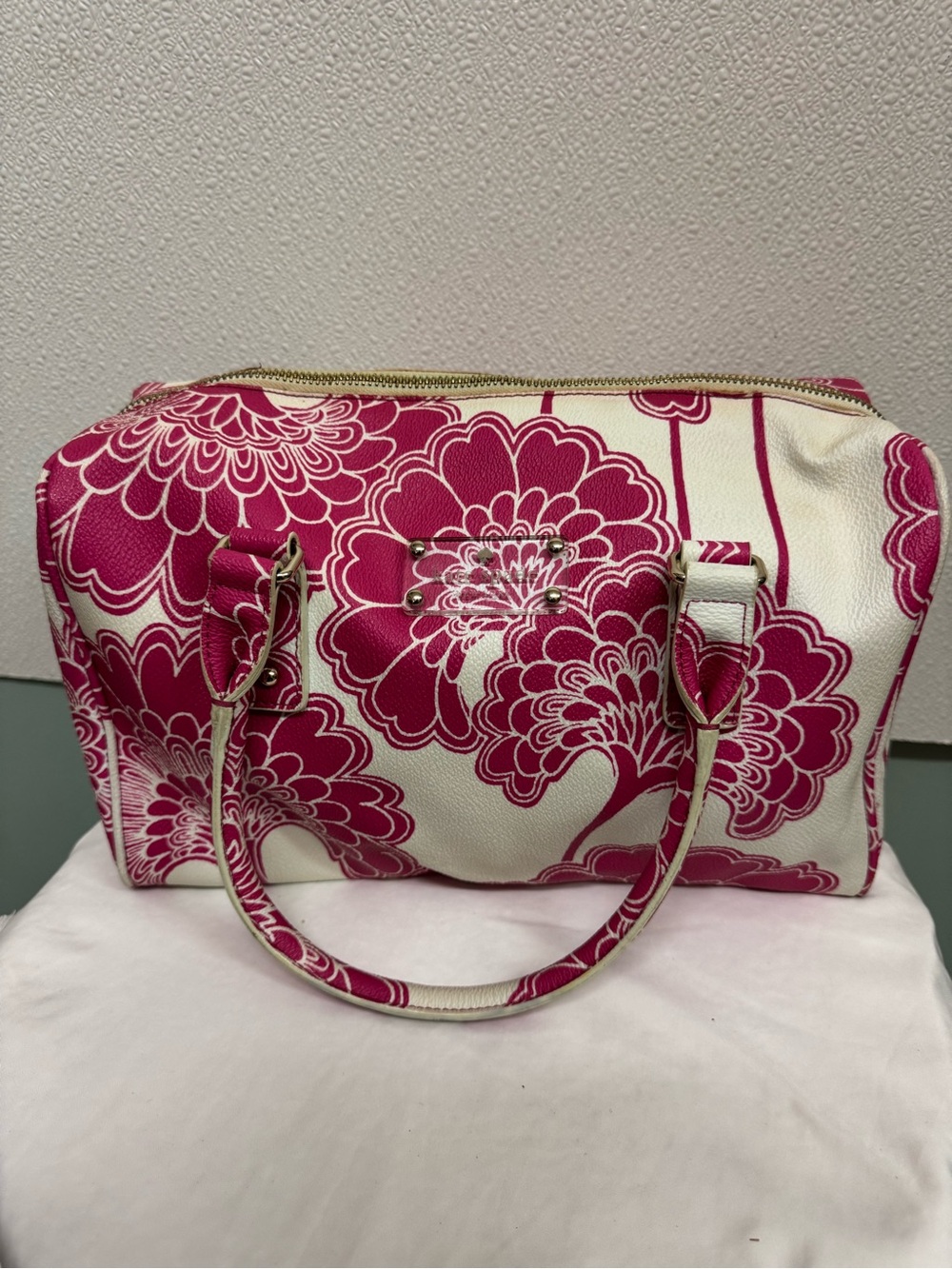 Kate Spade New York Florence Broadhurst handbag